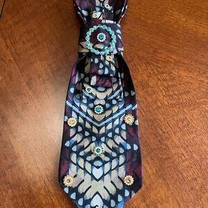 Source Unknown Blue and Black Patterned Tie